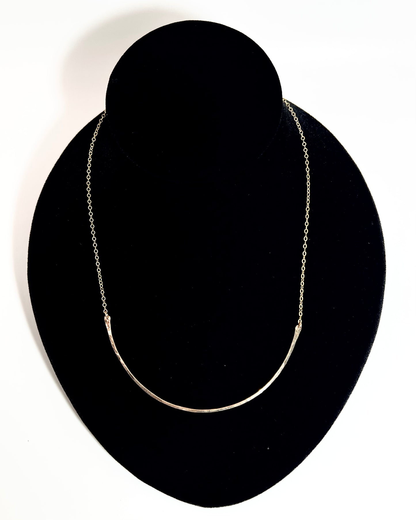 Curved Bar Necklace