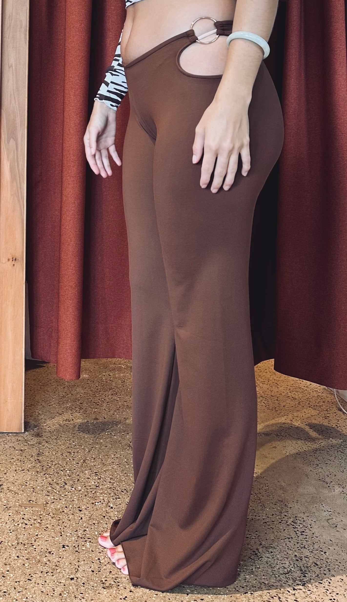 Leticia Solid Ring Bootleg Pant