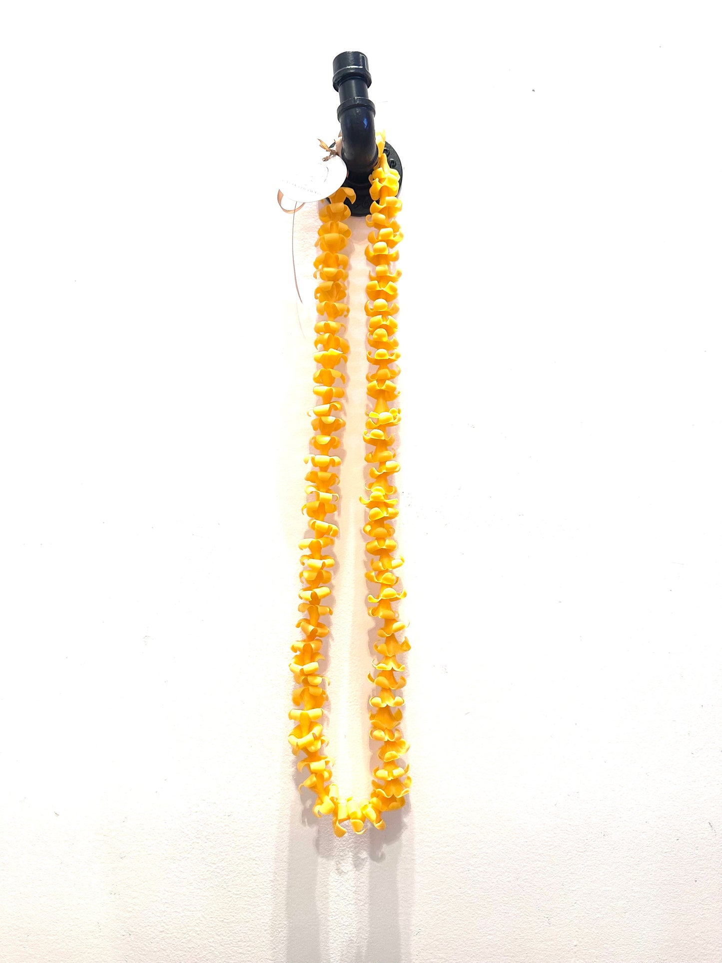 Puakenikeni Clay Flower Traditional Lei