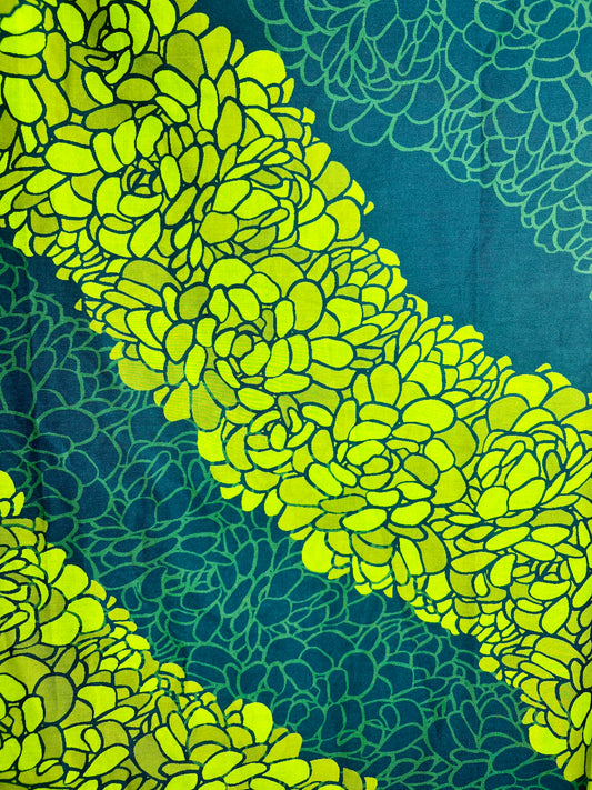 Hinahina Lei - Blue Pareo