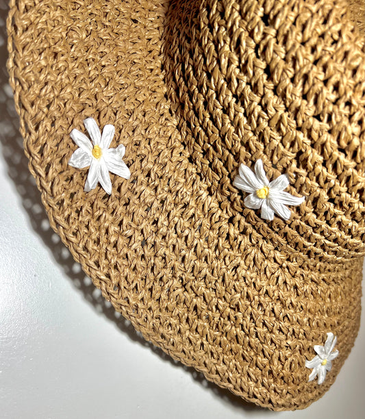 Kids Straw Sun Hat w/ Daisies